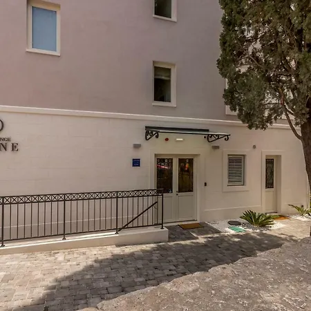 Stine krevet i doručak Split