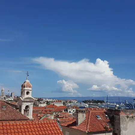 B&B Stine 스플리트