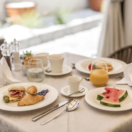 Stine ベッド・アンド・ブレックファスト