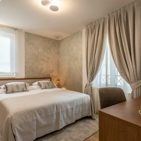 B&B Stine 스플리트