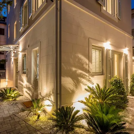 فندق مبيت وإفطار Stine 4*