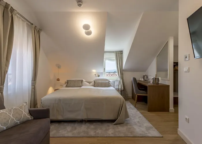 Stine Bed & Breakfast 4*