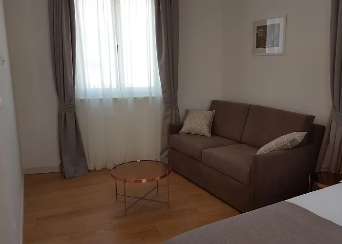 Stine Bed & Breakfast 4*